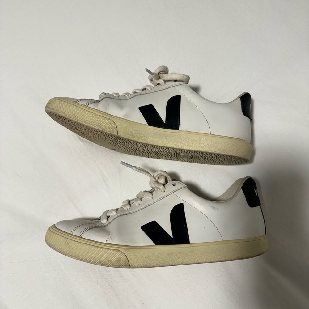 Veja Esplar Low Black and White Women's Sneakers - Picture 3 of 7